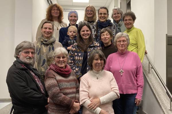 Gruppenbild mit Personen des Missions-Teams